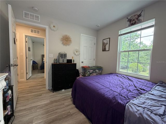 8139 VINING STREET, Jacksonville, FL 32210