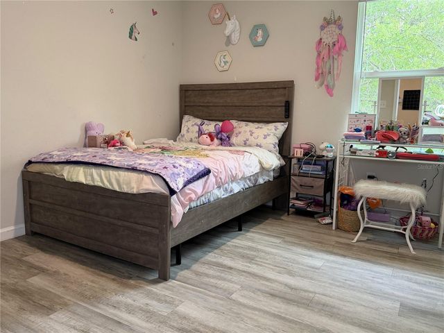 8139 VINING STREET, Jacksonville, FL 32210