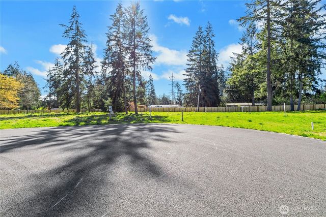 19610 95th Avenue Ct E, Graham, WA 98338