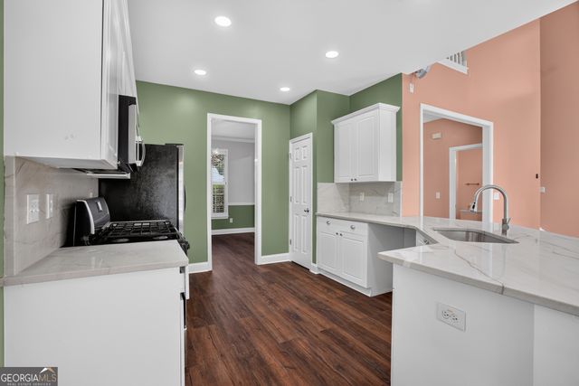 2584 Fairlawn Downs NW, Kennesaw, GA 30144