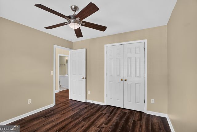 2584 Fairlawn Downs NW, Kennesaw, GA 30144