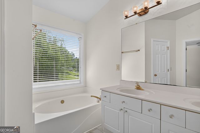 2584 Fairlawn Downs NW, Kennesaw, GA 30144