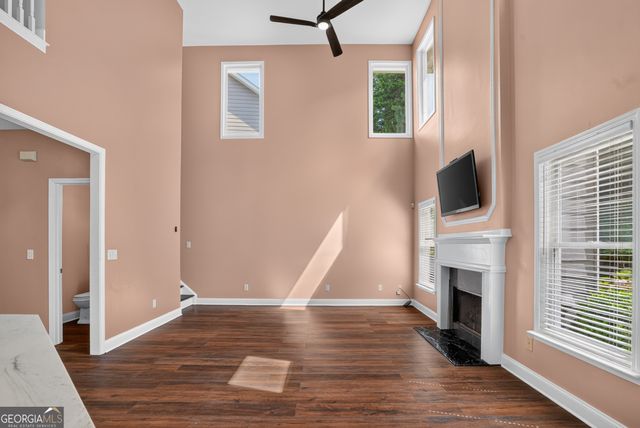 2584 Fairlawn Downs NW, Kennesaw, GA 30144