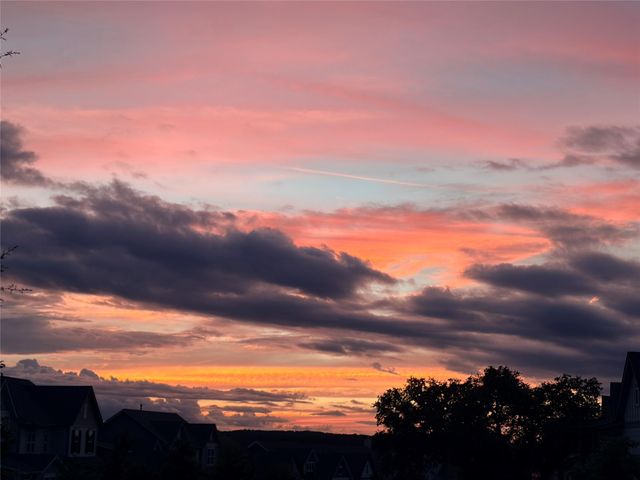 967 Iron Willow LOOP, Dripping Springs, TX 78620
