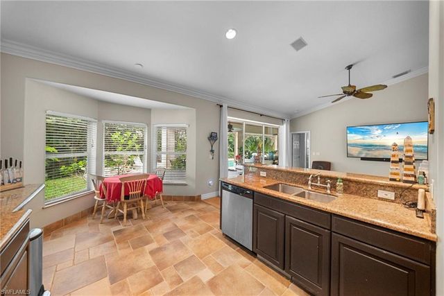 3638 Zion Park CT, Naples, FL 34116