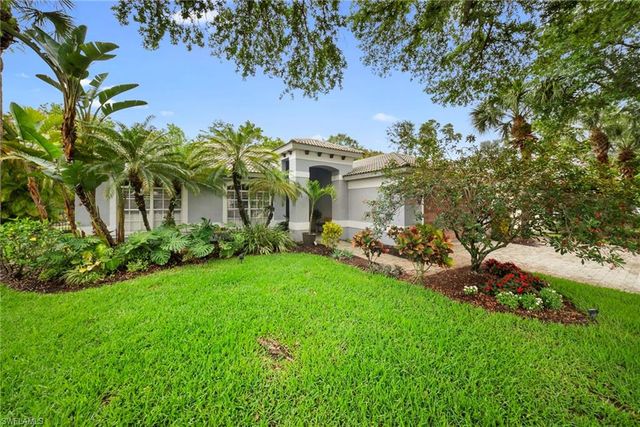 3638 Zion Park CT, Naples, FL 34116
