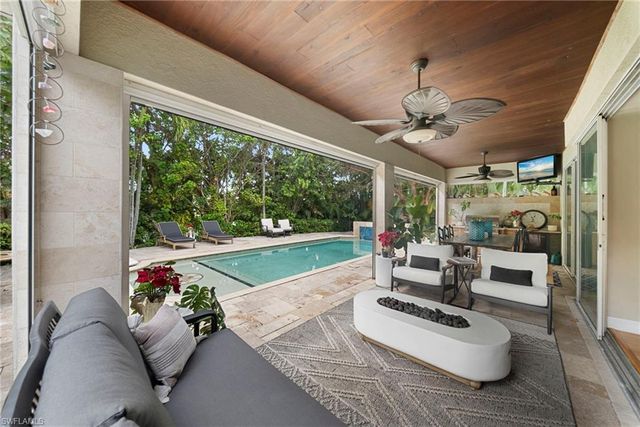 3638 Zion Park CT, Naples, FL 34116