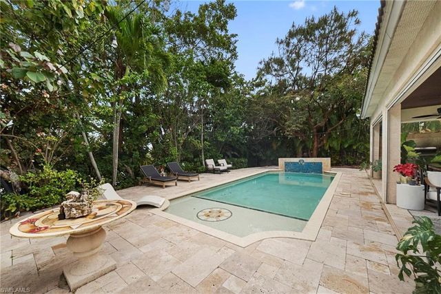 3638 Zion Park CT, Naples, FL 34116