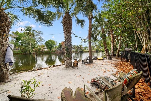 3638 Zion Park CT, Naples, FL 34116