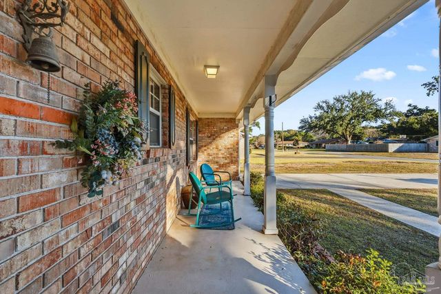 6800 Fabiano St, Pensacola, FL 32506