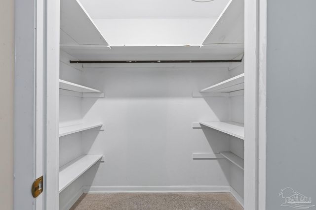 6800 Fabiano St, Pensacola, FL 32506