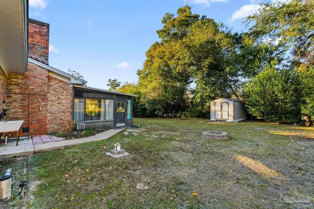 6800 Fabiano St, Pensacola, FL 32506