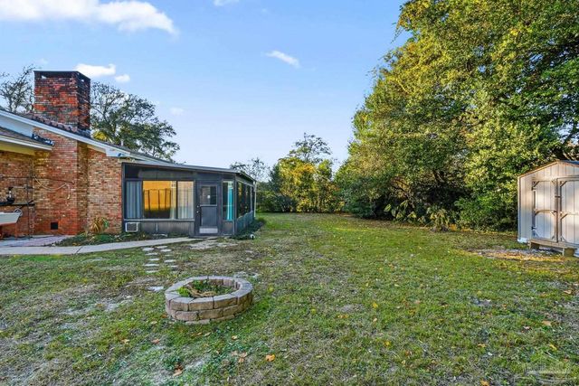 6800 Fabiano St, Pensacola, FL 32506