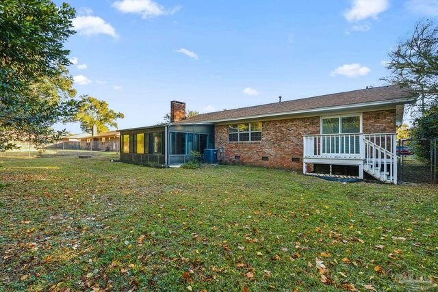 6800 Fabiano St, Pensacola, FL 32506