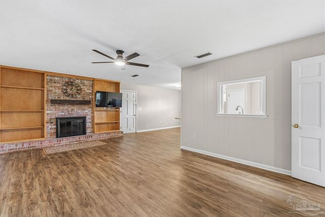 6800 Fabiano St, Pensacola, FL 32506