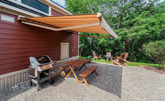 197 Wheeler Road 101, Florida, NY 10921