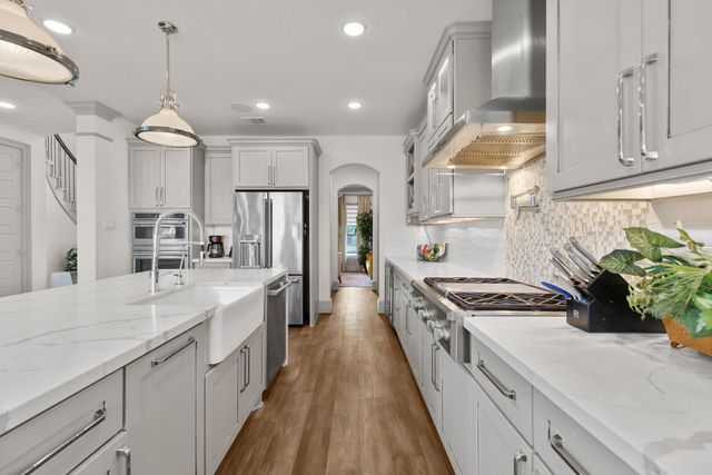 109 Leon LOOP, Liberty Hill, TX 78642
