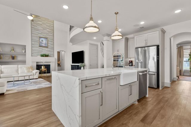 109 Leon LOOP, Liberty Hill, TX 78642