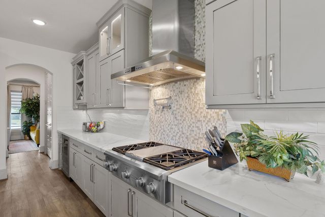 109 Leon LOOP, Liberty Hill, TX 78642