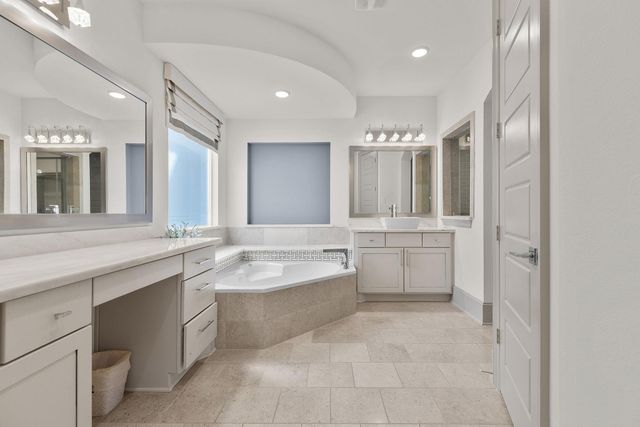 109 Leon LOOP, Liberty Hill, TX 78642