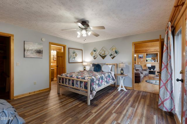 2420 Sylvan Glen Way, Pigeon Forge, TN 37863