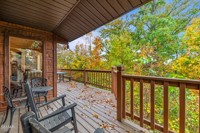 2420 Sylvan Glen Way, Pigeon Forge, TN 37863