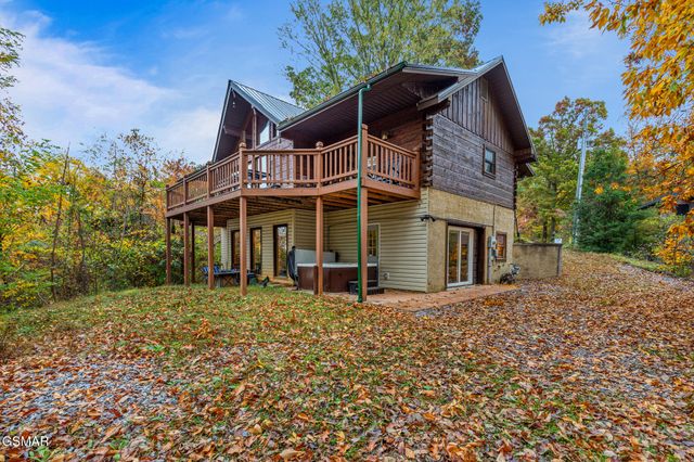 2420 Sylvan Glen Way, Pigeon Forge, TN 37863
