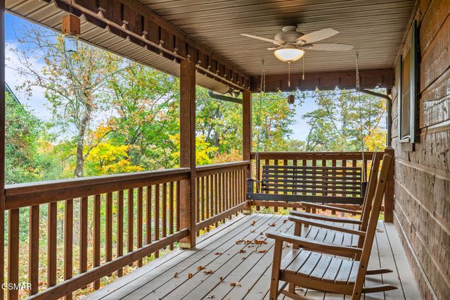 2420 Sylvan Glen Way, Pigeon Forge, TN 37863