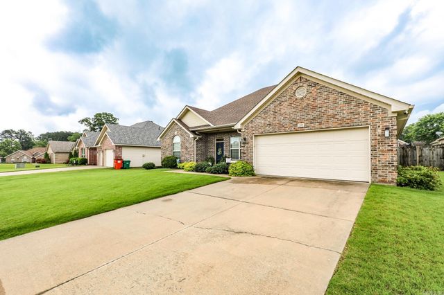 2209 Magna Carta Lane, Bryant, AR 72022