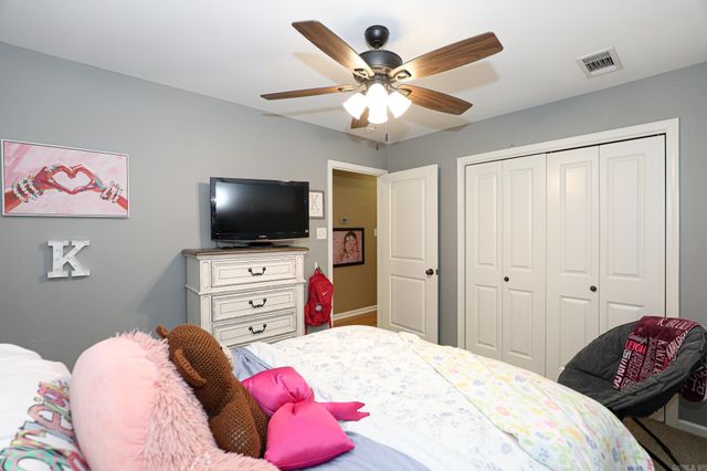 2209 Magna Carta Lane, Bryant, AR 72022