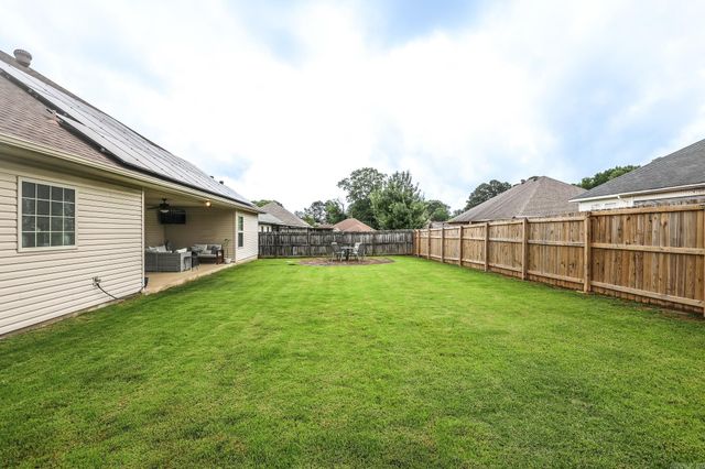 2209 Magna Carta Lane, Bryant, AR 72022