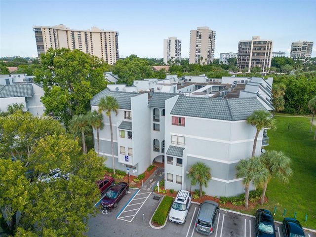 1850 N Congress Avenue 308, West Palm Beach, FL 33401