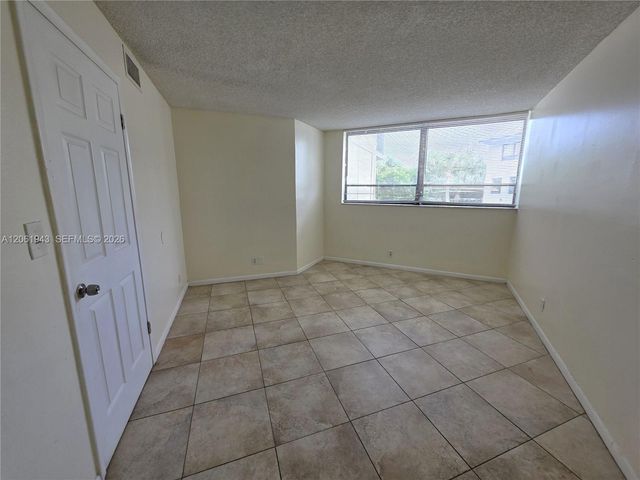 1850 N Congress Avenue 308, West Palm Beach, FL 33401