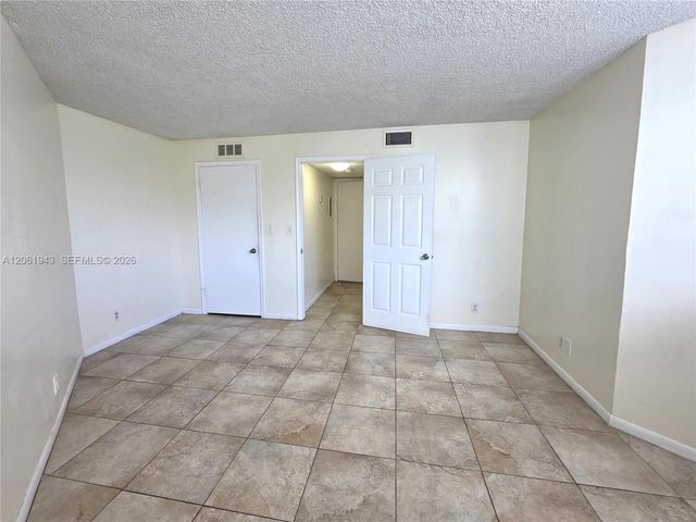 1850 N Congress Avenue 308, West Palm Beach, FL 33401