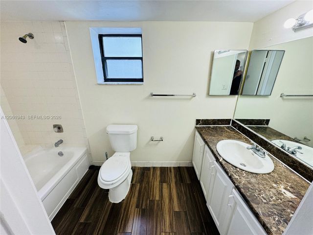 1850 N Congress Avenue 308, West Palm Beach, FL 33401