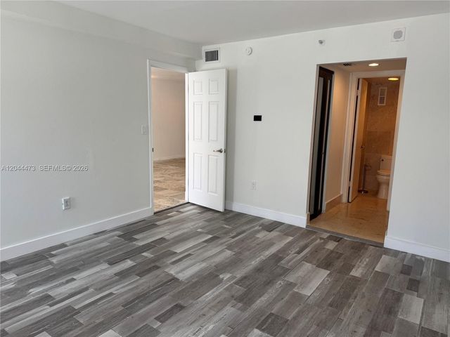 1345 W Ave 202 202, Miami Beach, FL 33139