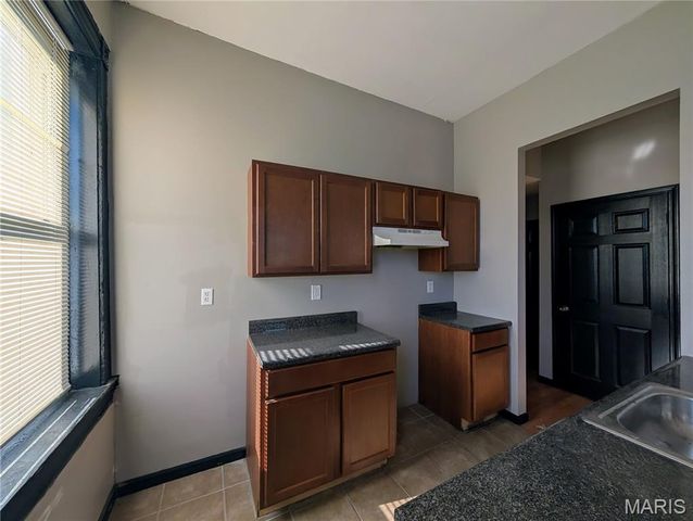 3743 Wisconsin Avenue, St Louis, MO 63118