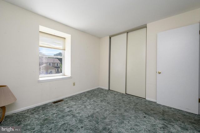 39 RIVER BANK DR, Roebling, NJ 08554