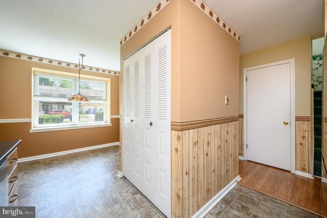 39 RIVER BANK DR, Roebling, NJ 08554