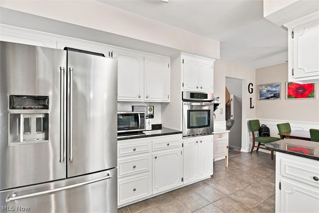 1451 Doncaster Drive, Youngstown, OH 44511