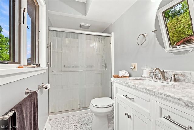 1451 Doncaster Drive, Youngstown, OH 44511