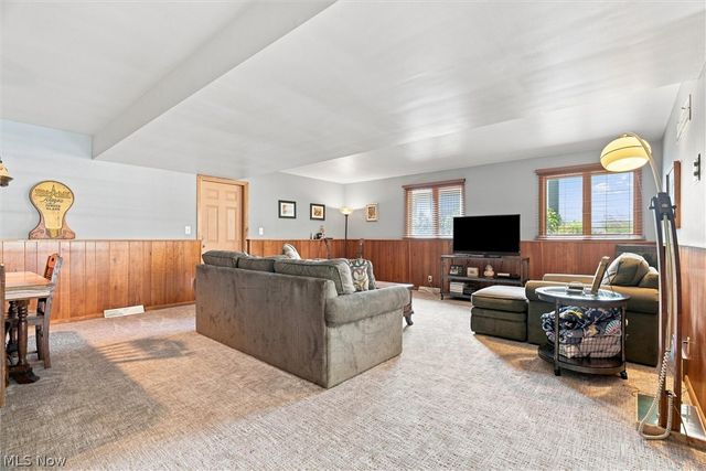 1451 Doncaster Drive, Youngstown, OH 44511