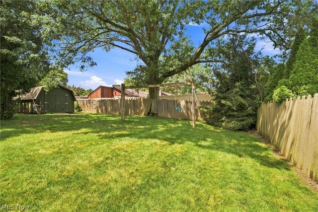 1451 Doncaster Drive, Youngstown, OH 44511