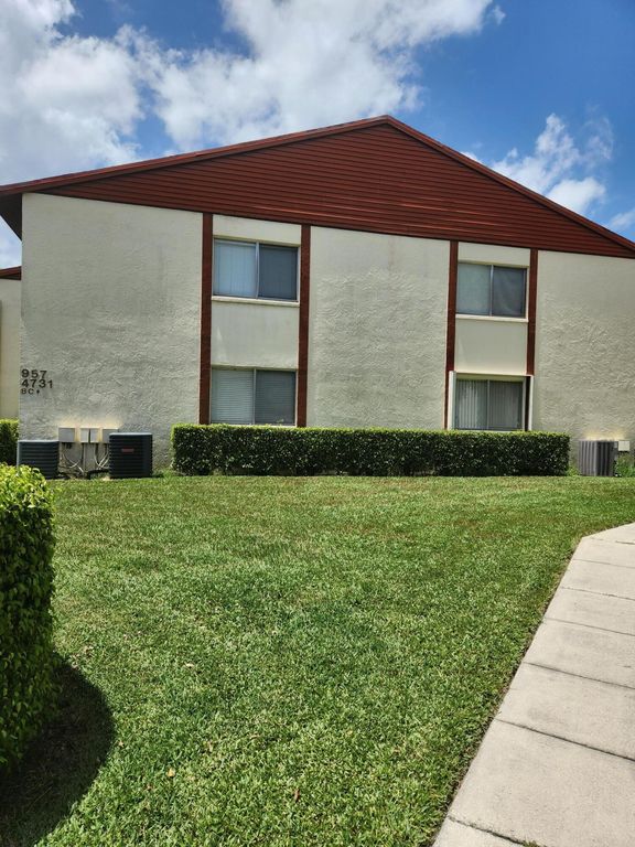 4731 Sable Pine Circle, West Palm Beach, FL 33417