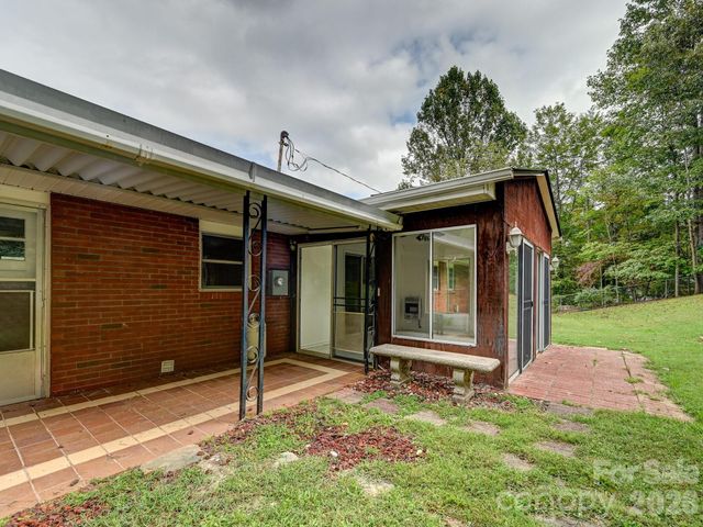 651 Case Cove Road, Candler, NC 28715