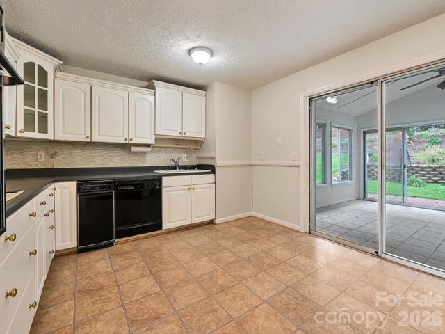 651 Case Cove Road, Candler, NC 28715