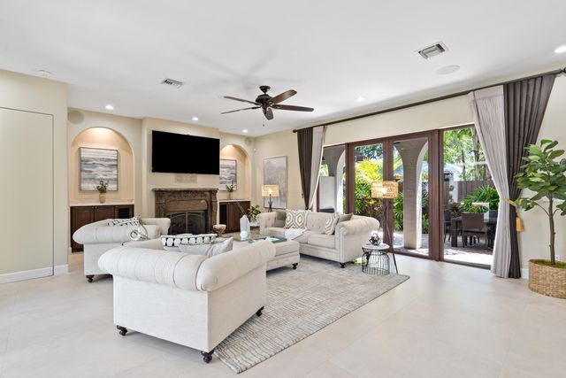 1312 SE 2nd Court, Fort Lauderdale, FL 33301
