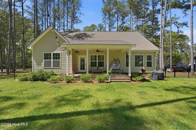 16620 Titmouse Court, Wagram, NC 28396