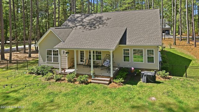 16620 Titmouse Court, Wagram, NC 28396
