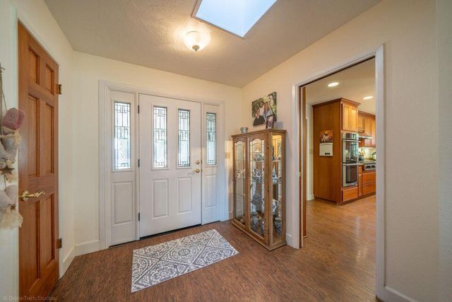 17039 Jay Dee Lane, Anderson, CA 96007